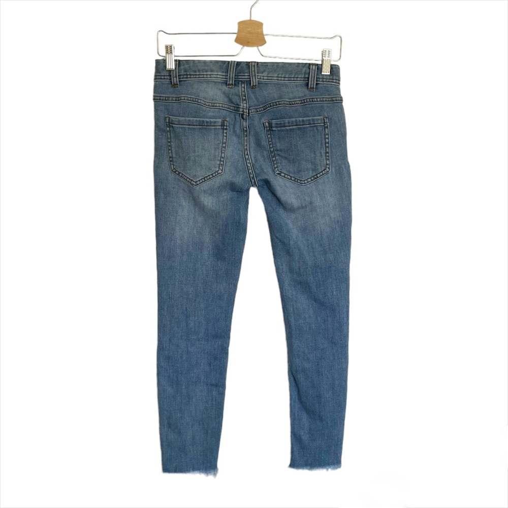 Free People Distressed Ripped Knee Raw Hem Cropped Ankle Skinny Jeans - Picture 10 of 16